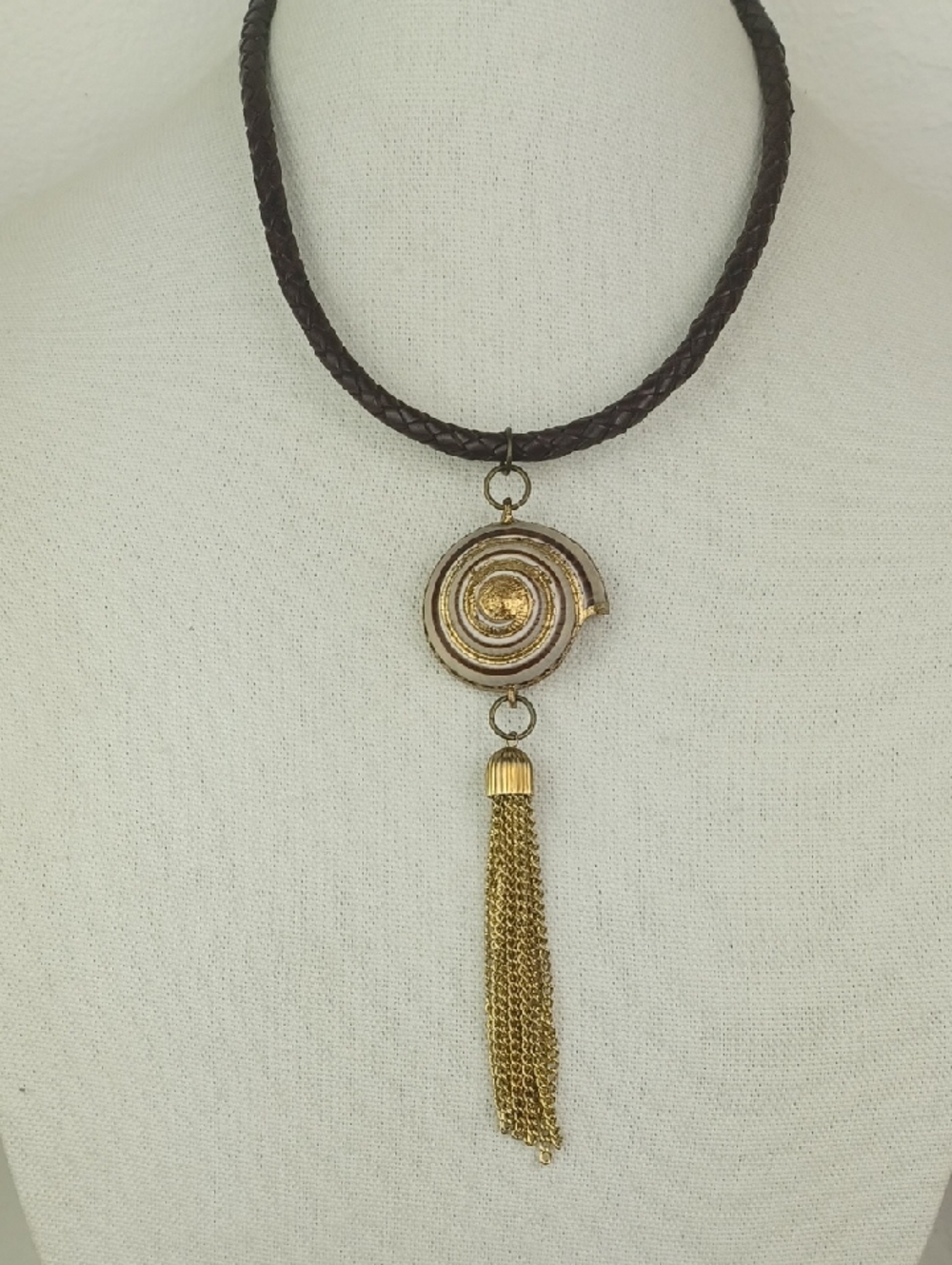 Gorgeous Gold Tassel SeaShell Pendant Brown Braided Leather Like Choker Necklace